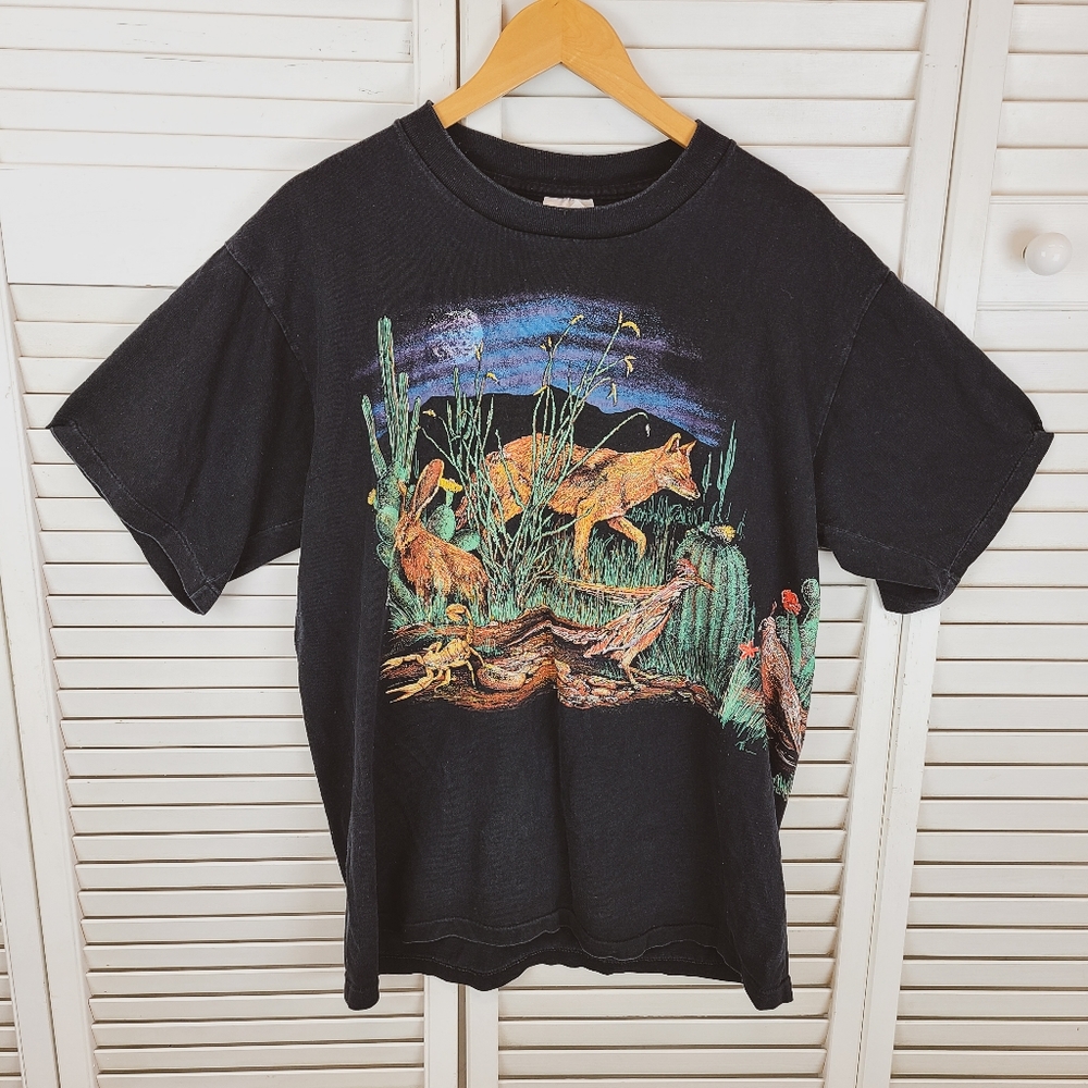 Vintage Hazelwoods Desert Creatures Animals Shirt